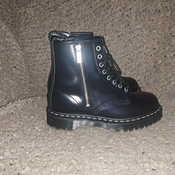 DR. MARTENS-DOC-Smooth Black Leather/Side Zip-White Stitching-Sz 9 Men/10 L-NWOB - Picture 5 of 8